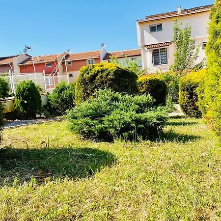 Kusadasi'nda Sessiz Sakin Bir Nida 6